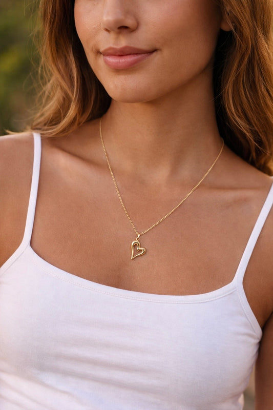 LUMINA HEART PENDANT NECKLACE