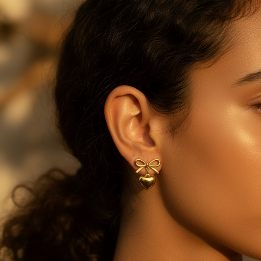 MINI BOW HEART GOLD STUDS