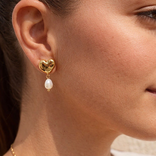 AMORA Pearl Earrings worn by model – CCAura