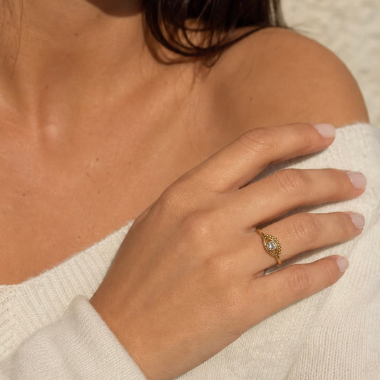 AURA Eye Gold Ring worn – CCaura