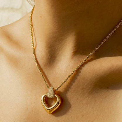 LUMI HEART GOLD NECKLACE